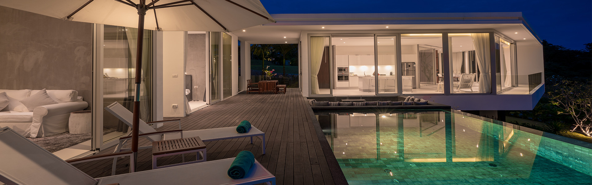 Villa Abiente - Night Fall